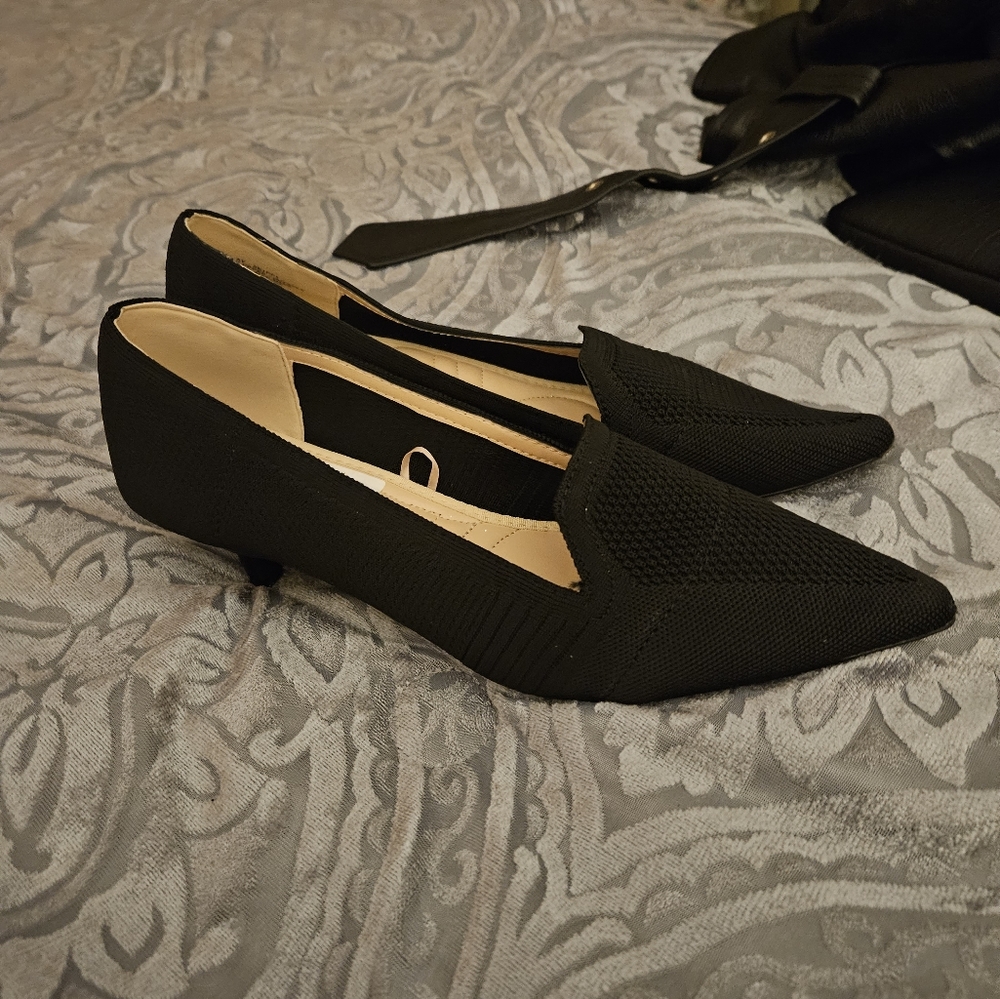 black heels - Picture 4 of 6